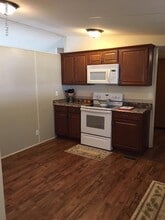 1617 Ridge Dr in Cocoa, FL - Foto de edificio - Building Photo