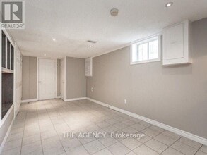 236 Demaine Crescent in Richmond Hill, ON - Building Photo - Building Photo