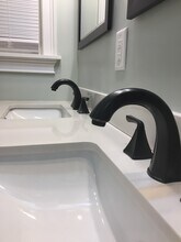 5087 Pittman St in North Charleston, SC - Foto de edificio - Building Photo