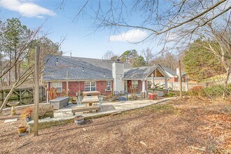 135 Saltcreek Point NE in Sugar Hill, GA - Building Photo - Building Photo