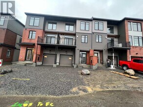 204 Tussock Private in Ottawa, ON - Building Photo - Building Photo