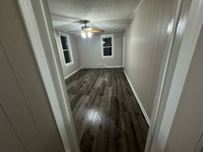 99 Mammoth Rd, Unit 3 in Lowell, MA - Building Photo - Building Photo