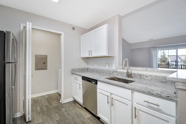 Pendleton Park Apartments in New Hudson, MI - Building Photo - Building Photo