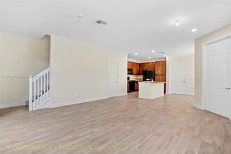 4665 Windmill Ln in Davie, FL - Building Photo - Building Photo