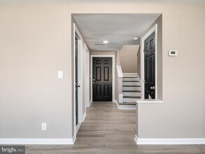 2050 Nike Dr in Waldorf, MD - Building Photo - Building Photo