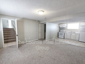 2433-232B 32b St NW in Edmonton, AB - Building Photo - Building Photo