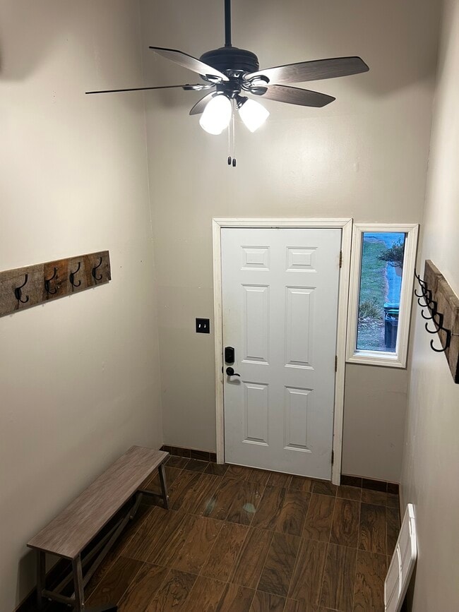 292 Washington St, Unit 1 in Saratoga Springs, NY - Building Photo - Building Photo