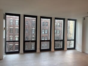 1 E Scott St, Unit 601 in Chicago, IL - Building Photo - Building Photo