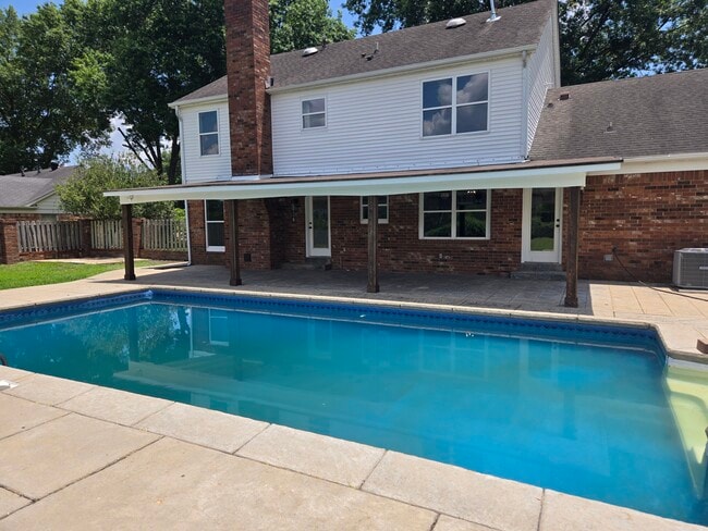 1441 Stonegate Pass in Germantown, TN - Building Photo - Building Photo