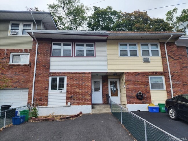 property at 12 Roosevelt Dr