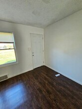 956 S Central Dr in Lorain, OH - Building Photo - Building Photo