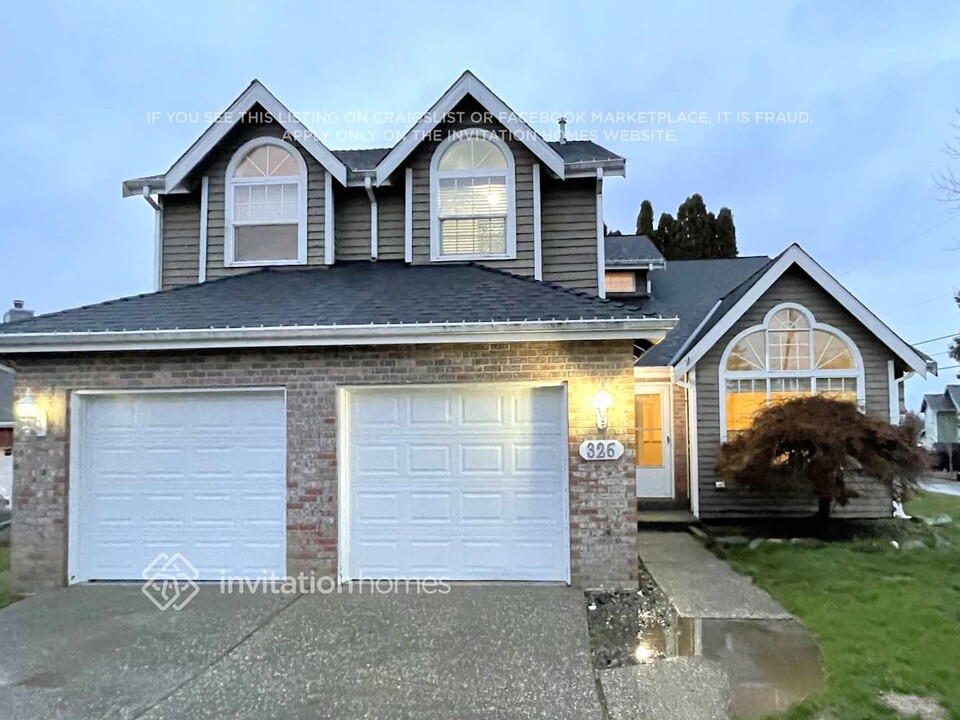 326 Rhodora Heights Rd in Lake Stevens, WA - Building Photo