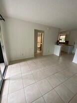 13797 S Indian River Dr, Unit 13793 in Jensen Beach, FL - Building Photo