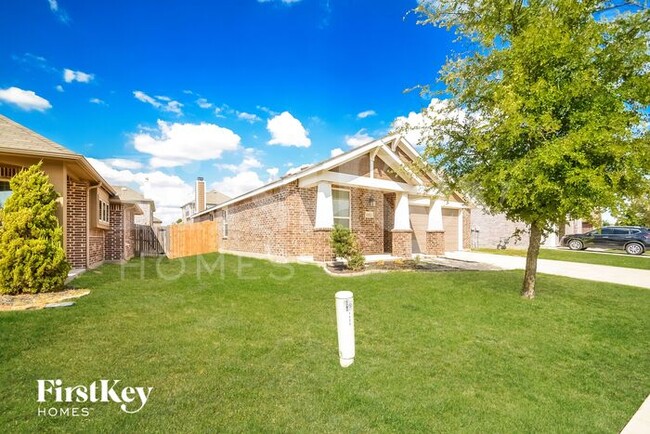 1525 Zebra Finch Dr in Little Elm, TX - Building Photo - Building Photo