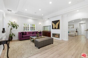4305 Coquette Pl in Los Angeles, CA - Building Photo
