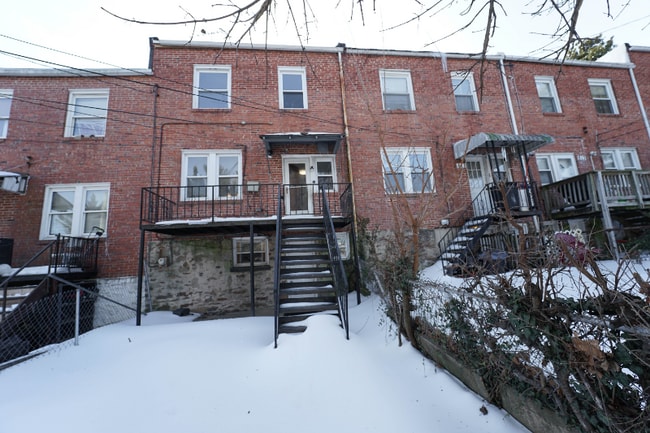 809 Braeside Rd in Baltimore, MD - Foto de edificio - Building Photo