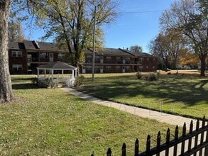 2119 St Johns Pl in Louisville, KY - Building Photo - Building Photo