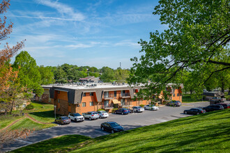 Nob Hill Apartments in Nashville, TN - Building Photo - Building Photo