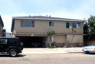 143 14th St in Seal Beach, CA - Building Photo - Building Photo