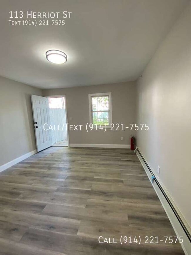 property at 113 Herriot St