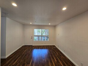 8718 E Indian Hills Rd in Orange, CA - Building Photo - Building Photo