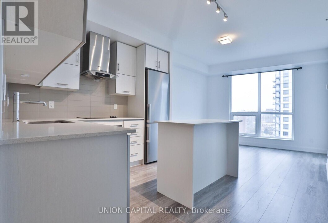 195-1195 Bonis Ave in Toronto, ON - Building Photo