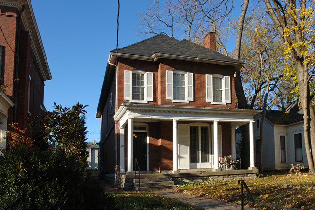 950 Cherokee Rd in Louisville, KY - Building Photo - Building Photo