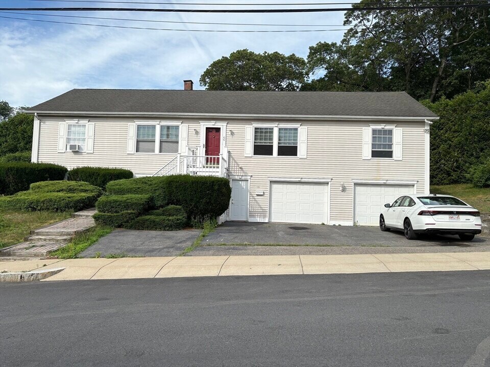 66 Warren Ave in Boston, MA - Building Photo