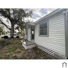4801 10th Ave S in St. Petersburg, FL - Building Photo - Building Photo
