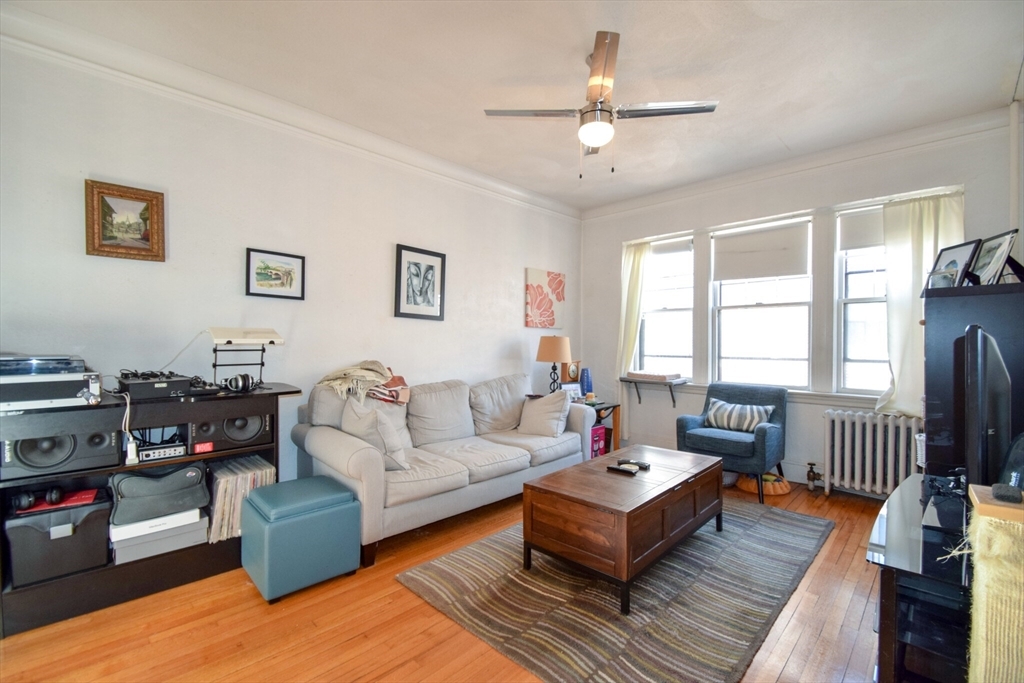 4 Chiswick Rd, Unit 4-35 in Boston, MA - Building Photo