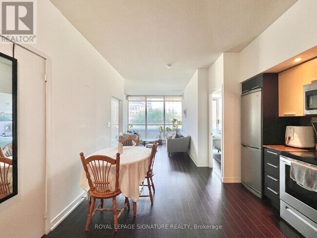 1701-25-225 Capreol Ct in Toronto, ON - Building Photo - Building Photo