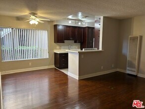 12766 Pacific Ave in Los Angeles, CA - Building Photo - Building Photo