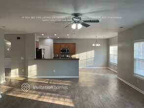 628 Needle Rush Cir in Locust Grove, GA - Foto de edificio - Building Photo