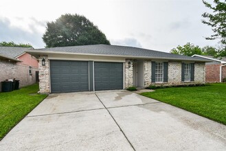 20110 Chipplegate Ln in Humble, TX - Building Photo - Building Photo