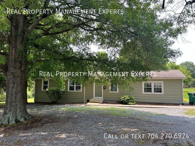 property at 1239 Log Cabin Rd