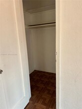 825 Alton Rd in Miami Beach, FL - Foto de edificio - Building Photo