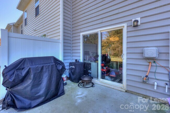 3800 Yorkshire Pl in Lake Norman of Catawba, NC - Building Photo - Building Photo