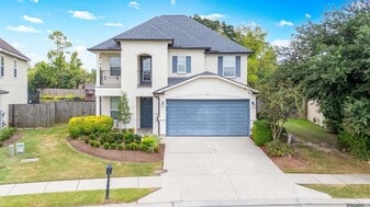 13819 Stone Gate Dr, Unit 1 in Baton Rouge, LA - Building Photo