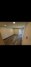 Carlmont Apartments in Belmont, CA - Foto de edificio - Interior Photo