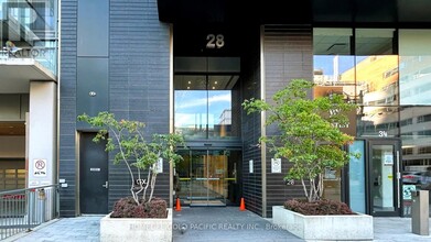 28-1528 Wellesley St E in Toronto, ON - Building Photo - Building Photo
