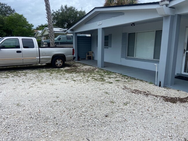 997 Sunrise Dr in Tarpon Springs, FL - Building Photo - Building Photo