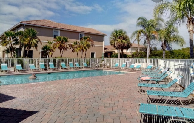 1136 Cheval Dr in Vero Beach, FL - Building Photo - Building Photo