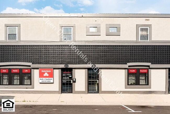 property at 202 N Jackson St