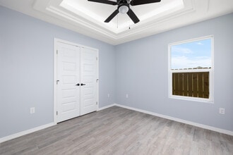 105 E Moore Rd in San Juan, TX - Building Photo - Building Photo