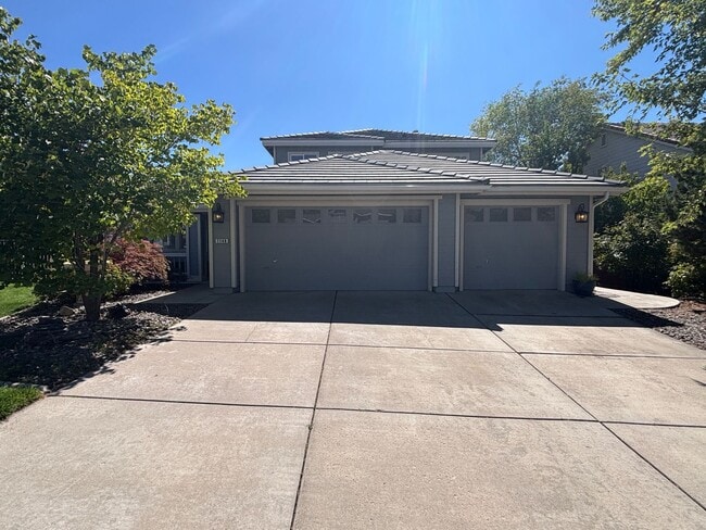 7148 Heatherwood Dr in Reno, NV - Building Photo - Building Photo