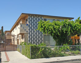 2025 Garth Ave in Los Angeles, CA - Building Photo