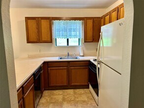 108 Pine Hollow Way in Chester, NY - Building Photo - Building Photo
