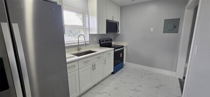 8606 NW 35th St in Coral Springs, FL - Building Photo - Building Photo