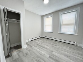 175 Gove St, Unit #2 in Boston, MA - Building Photo - Building Photo