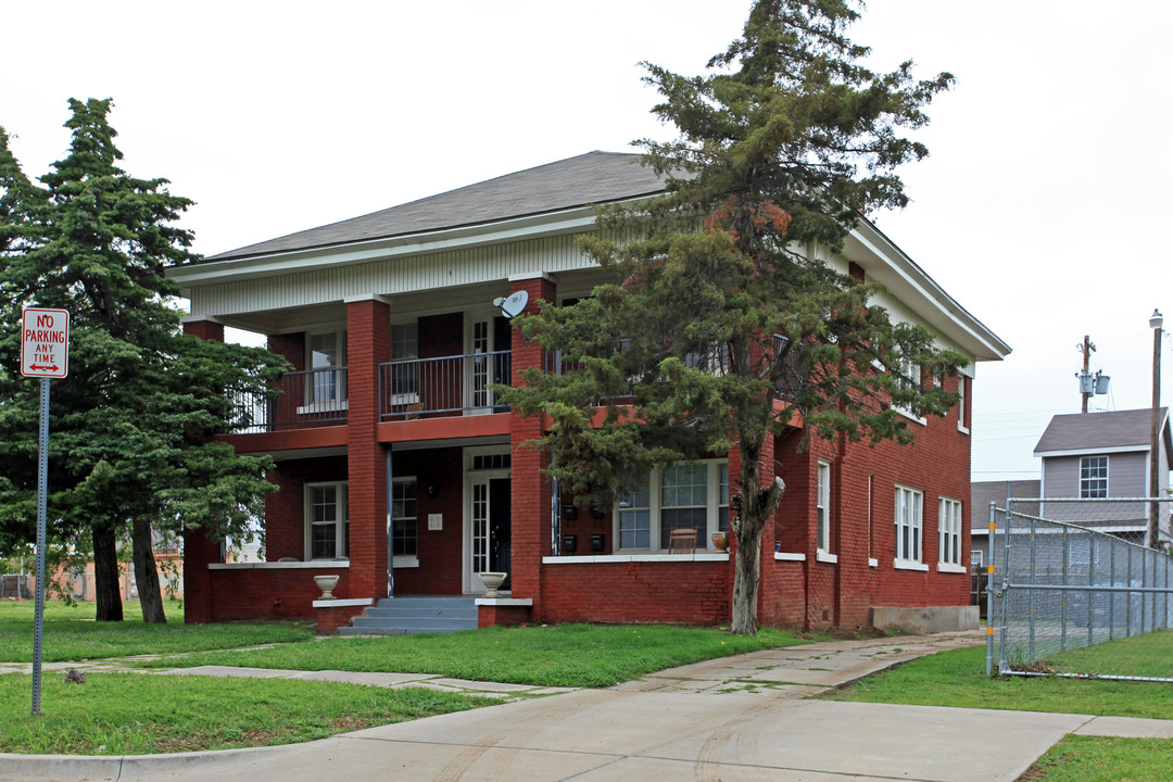 OKC University Apartments in Oklahoma City, OK - Building Photo